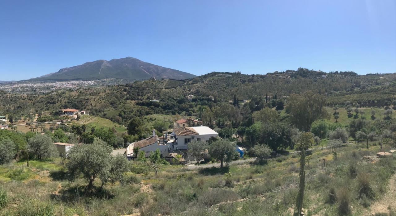 Studio Views Apartment, Cortijo Fruitful Hills Malaga Luaran gambar